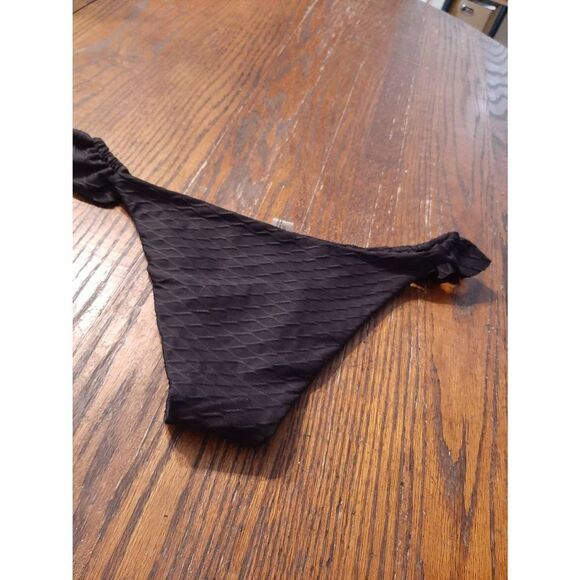 Large SheIn Textured 2pc Ruffled Strap Bikini Swimsuit Bathing Suit Swimwear - Picture 5 of 5